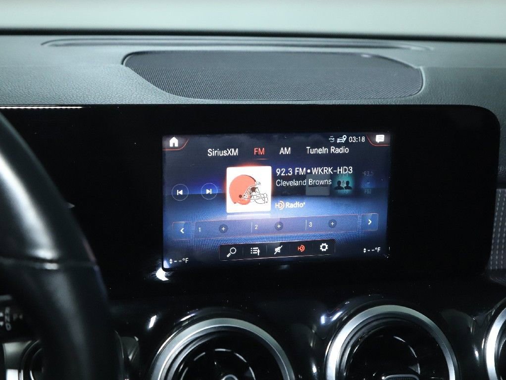 Used 2023 Mercedes-Benz GLB 250 4MATIC image 26