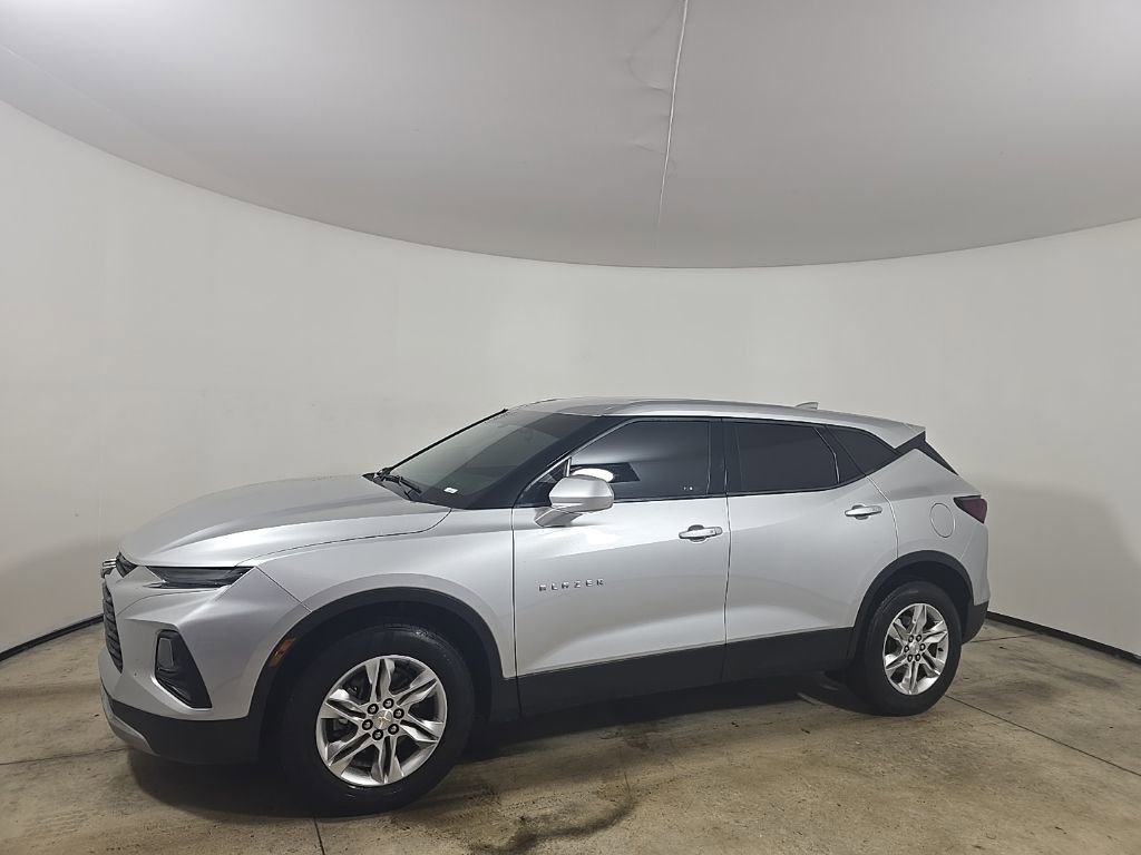 Used 2019 Chevrolet Blazer LT image 2