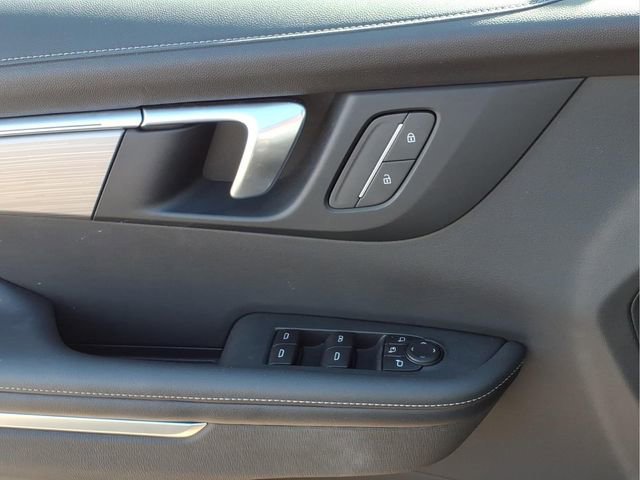 Used 2025 Buick Enclave Preferred image 19