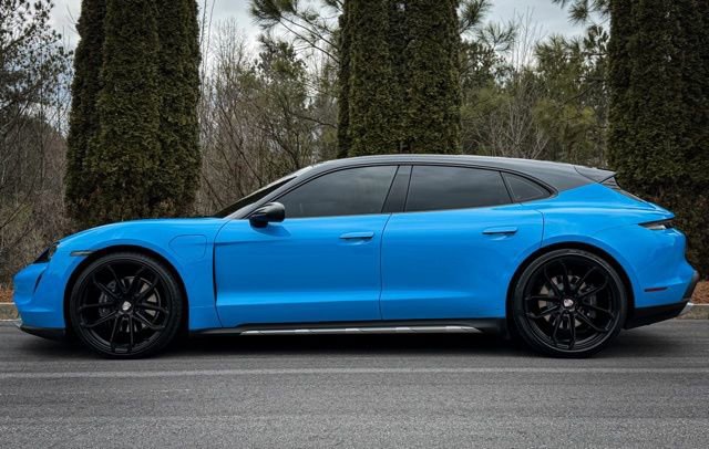 Used 2022 Porsche Taycan 4 Cross Turismo image 7