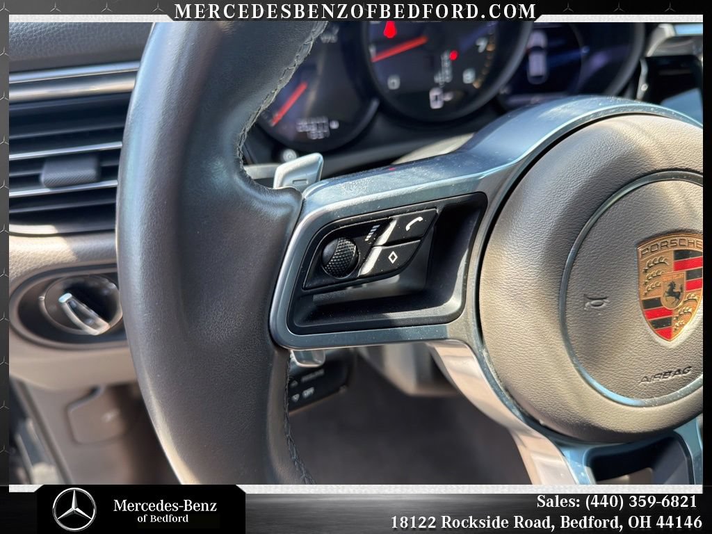 Used 2020 Porsche Macan AWD/4WD image 11