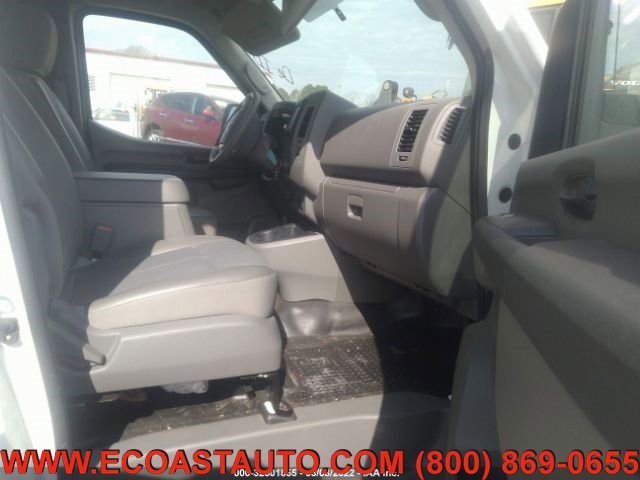 Used 2020 Nissan NV 2500 SV image 7