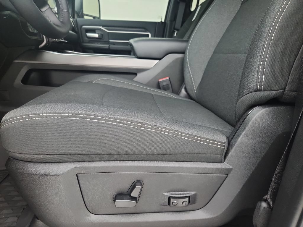 New 2027 RAM 2500 Big Horn AWD/4WD image 20