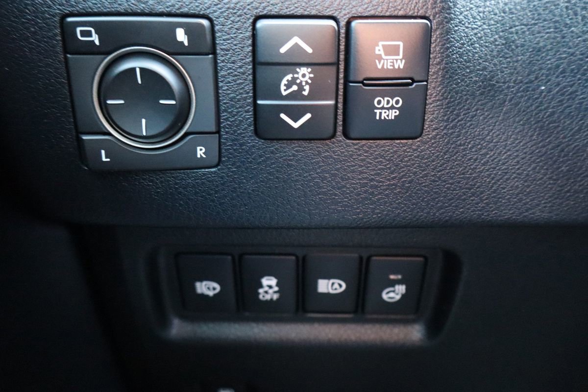 Used 2022 Lexus GX 460 Luxury w/ Off Road Package image 29