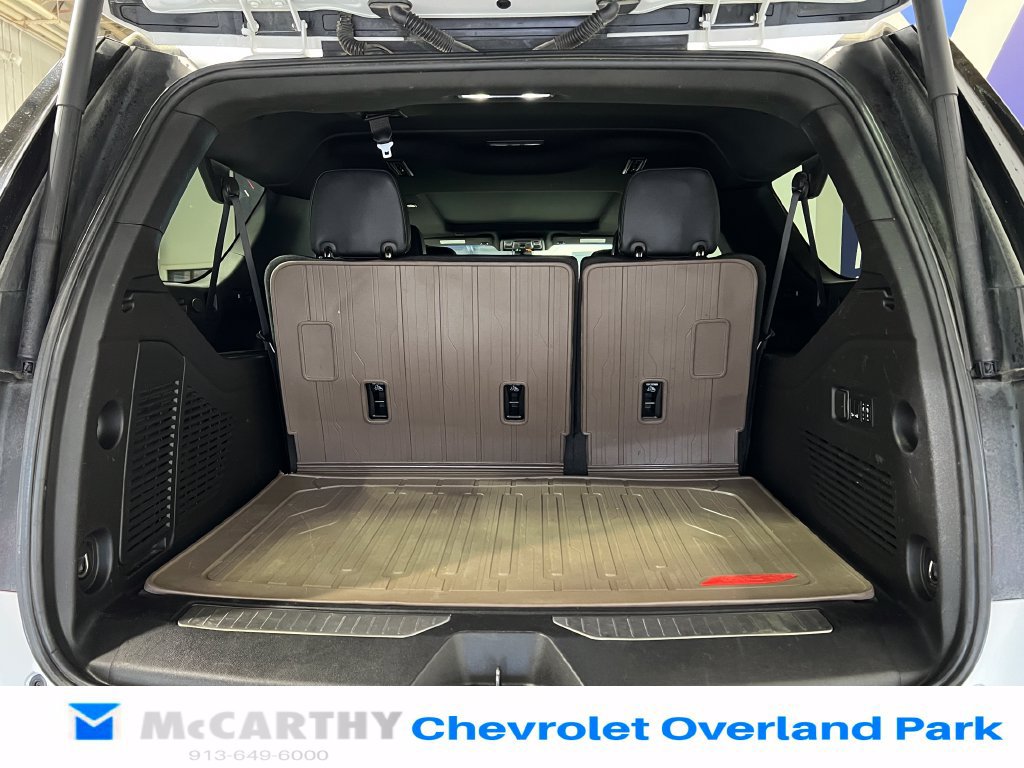 Used 2022 GMC Yukon XL AT4 AWD/4WD image 33