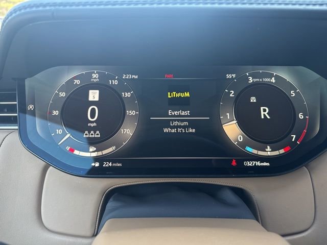 Used 2023 Land Rover Range Rover SE image 26