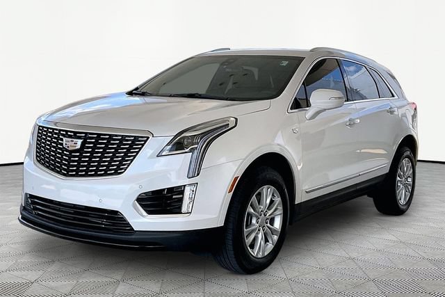Used 2025 Cadillac XT5 Luxury FWD image 3