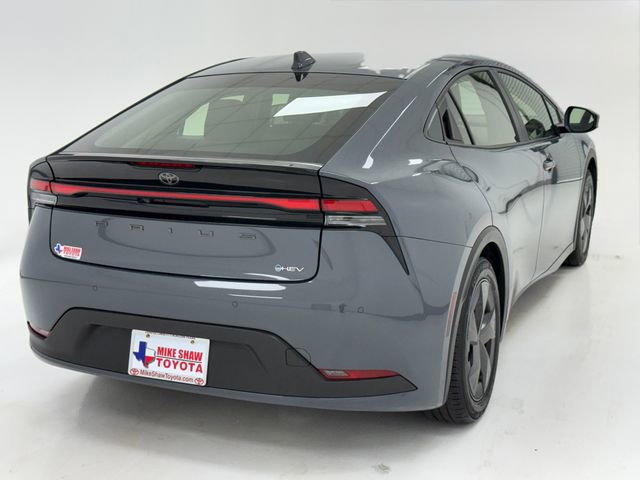 Used 2025 Toyota Prius LE FWD image 40