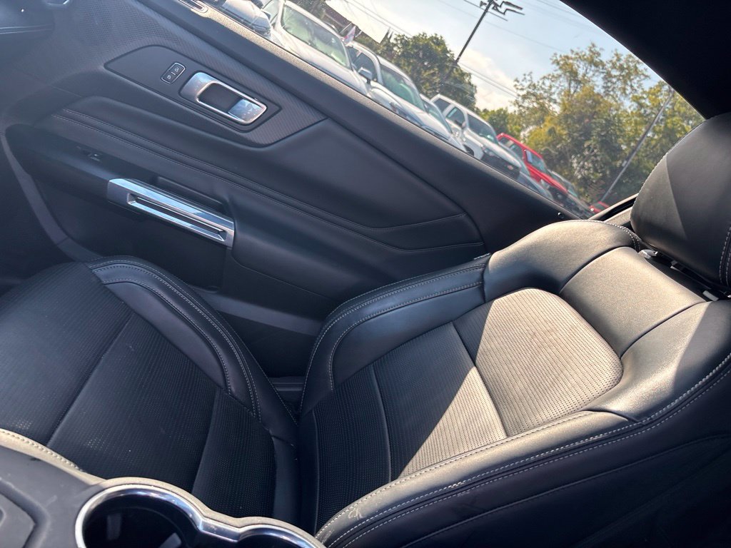 Used 2025 Ford Mustang GT Premium RWD image 13