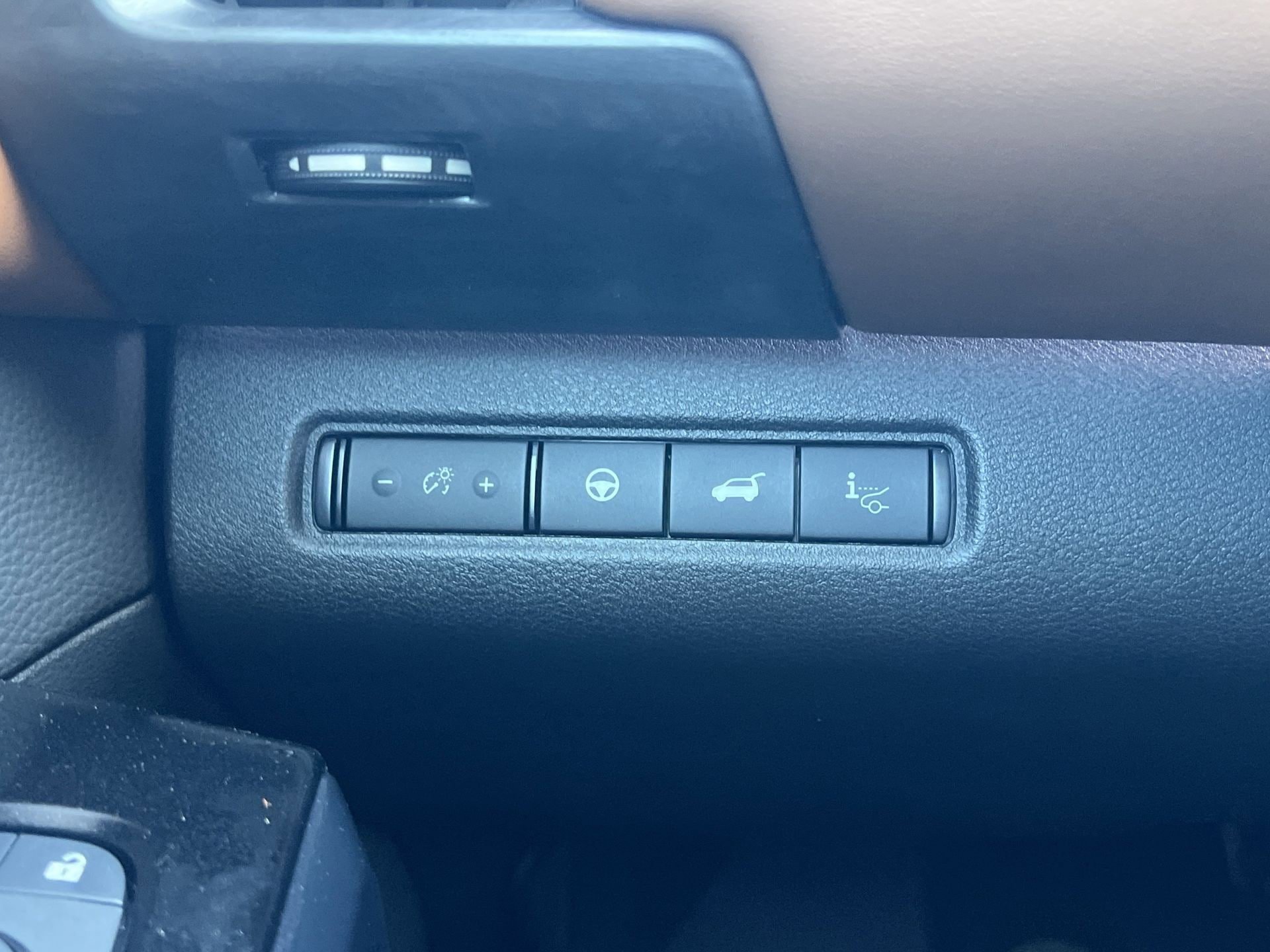 New 2026 Nissan Pathfinder Platinum AWD/4WD image 13