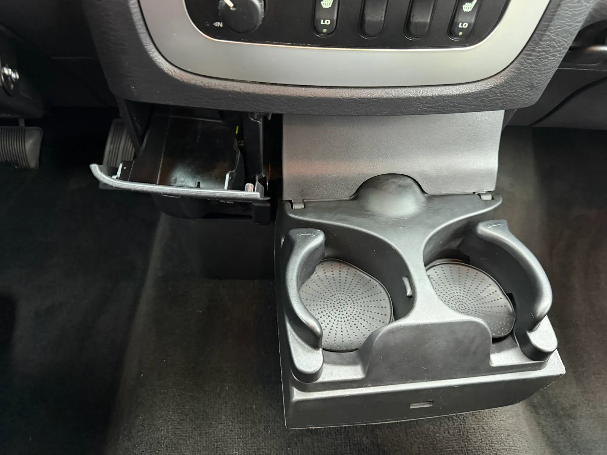 Used 2005 Dodge Ram 2500 Truck SLT AWD/4WD image 39