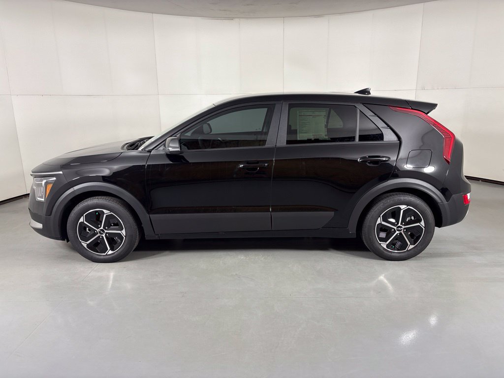 New 2026 Kia Niro LX FWD image 5