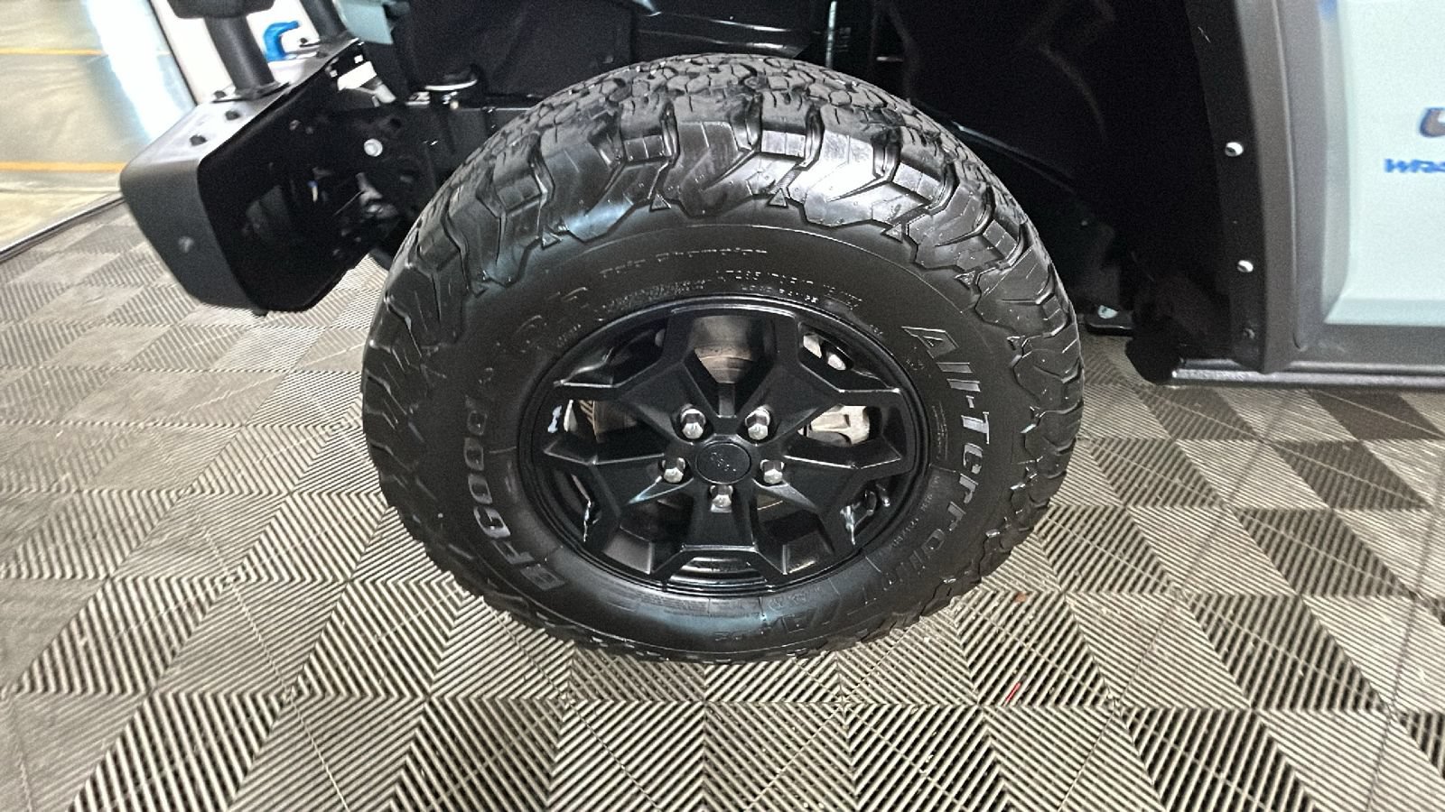 Used 2023 Jeep Wrangler Unlimited Rubicon 4xe AWD/4WD image 10