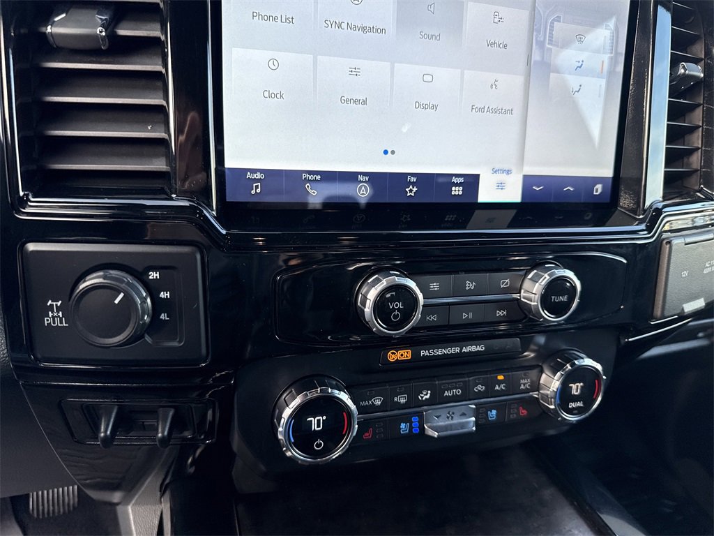 Used 2022 Ford F250 Lariat w/ Black Appearance Package image 30