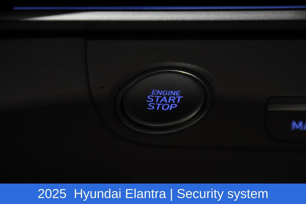 Used 2025 Hyundai Elantra SEL FWD image 19