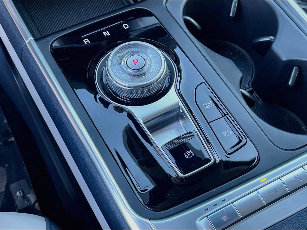 Certified 2026 Kia Carnival EX FWD image 26