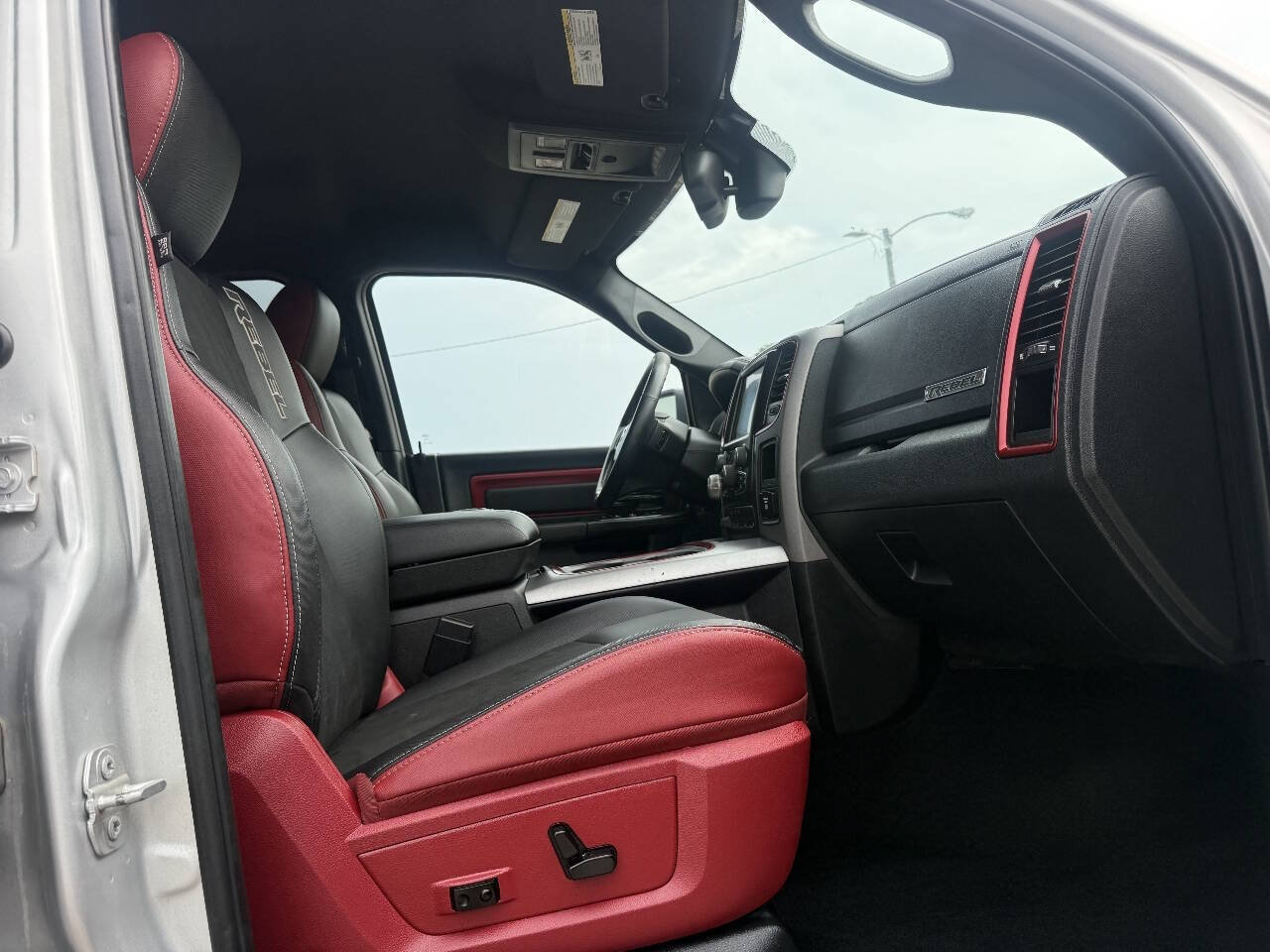 Used 2016 RAM 1500 Rebel w/ Luxury Group AWD/4WD image 24