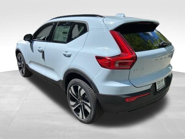 New 2026 Volvo XC40 B5 Ultra w/ Climate Package AWD/4WD image 5