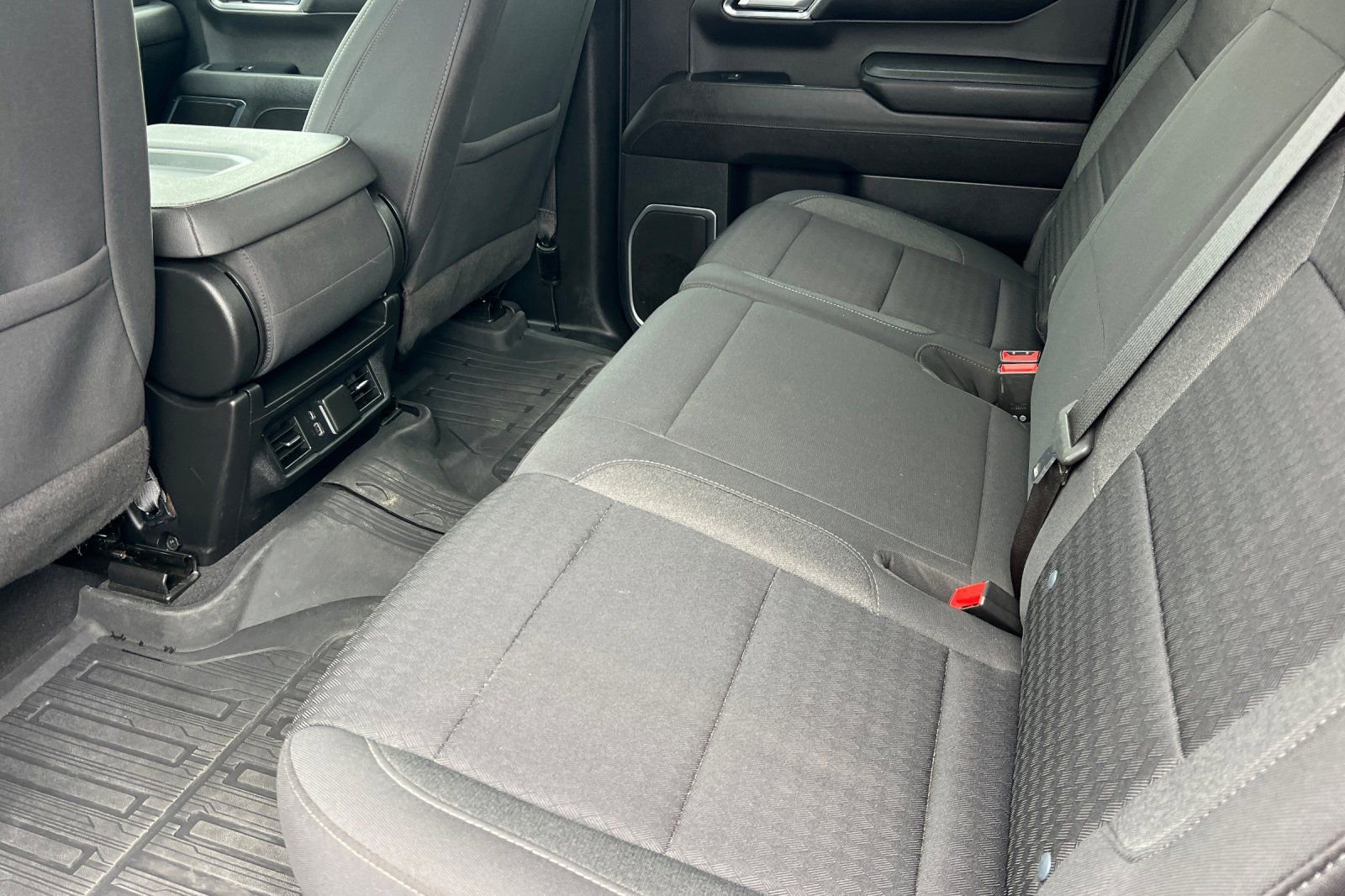 Used 2023 GMC Sierra 1500 SLE AWD/4WD image 12