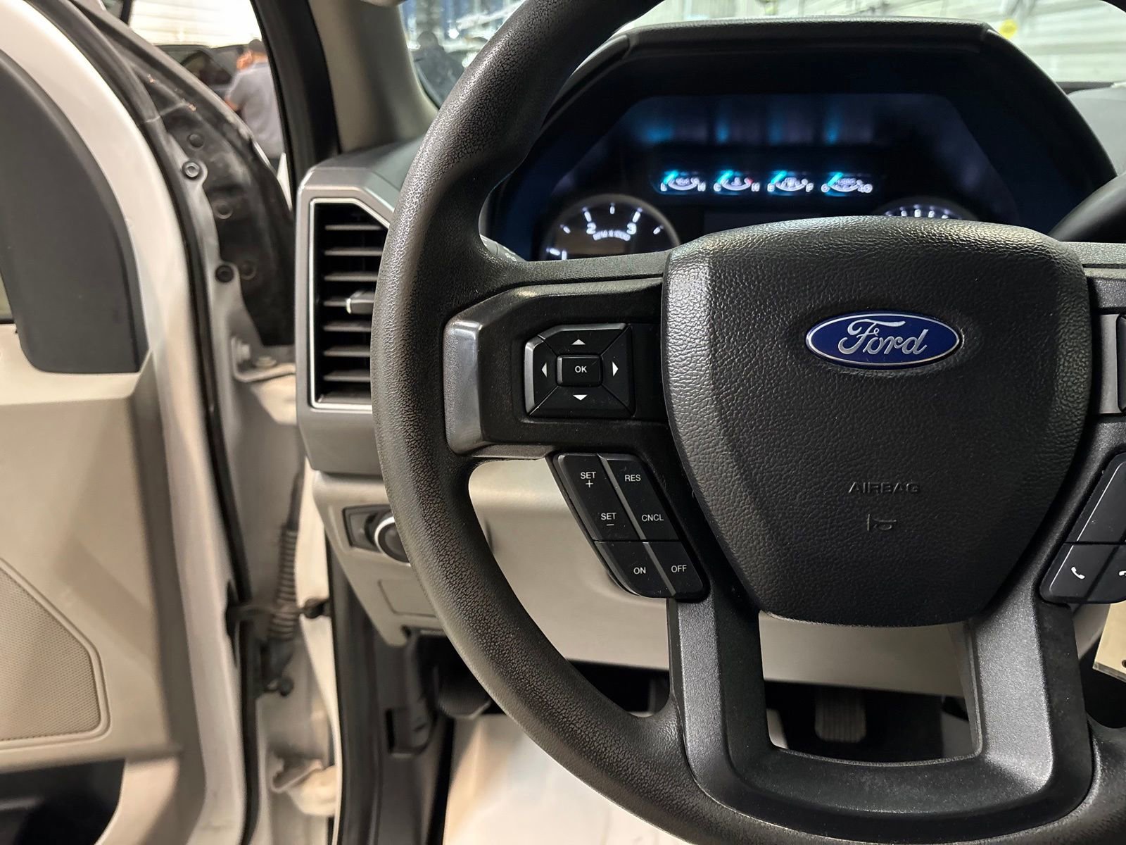 Used 2019 Ford F250 XLT AWD/4WD image 12