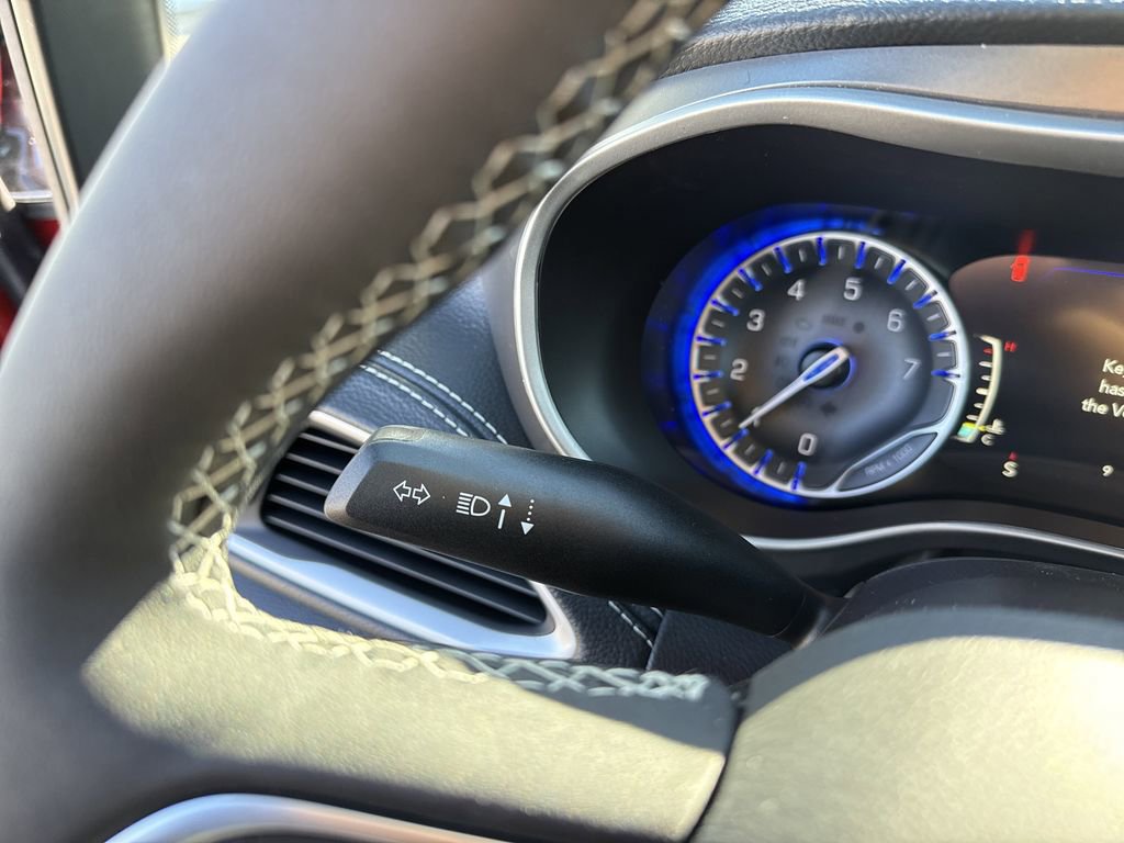 New 2026 Chrysler Pacifica Select image 27