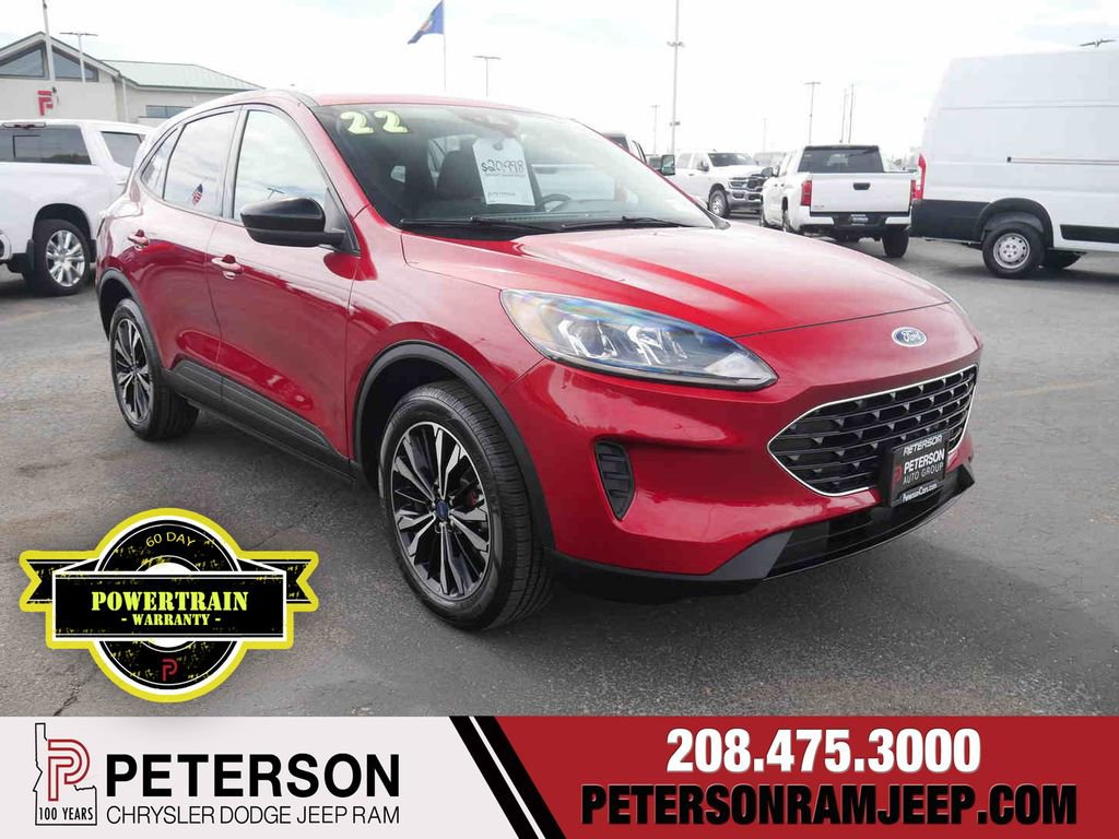 Used 2022 Ford Escape SE w/ SE Sport Appearance Package