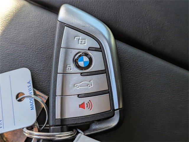 Used 2022 BMW X6 M50i w/ Executive Package image 35