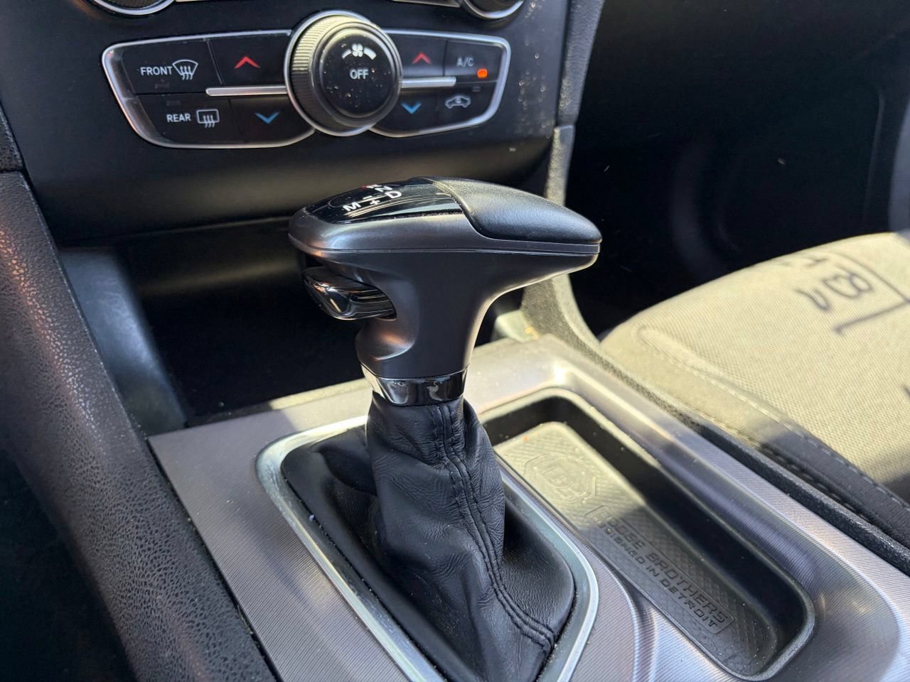 Used 2019 Dodge Charger SXT RWD image 8