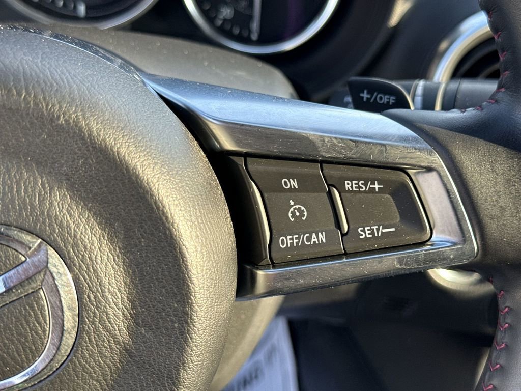 Used 2019 MAZDA MX-5 Miata RF Grand Touring RWD image 26