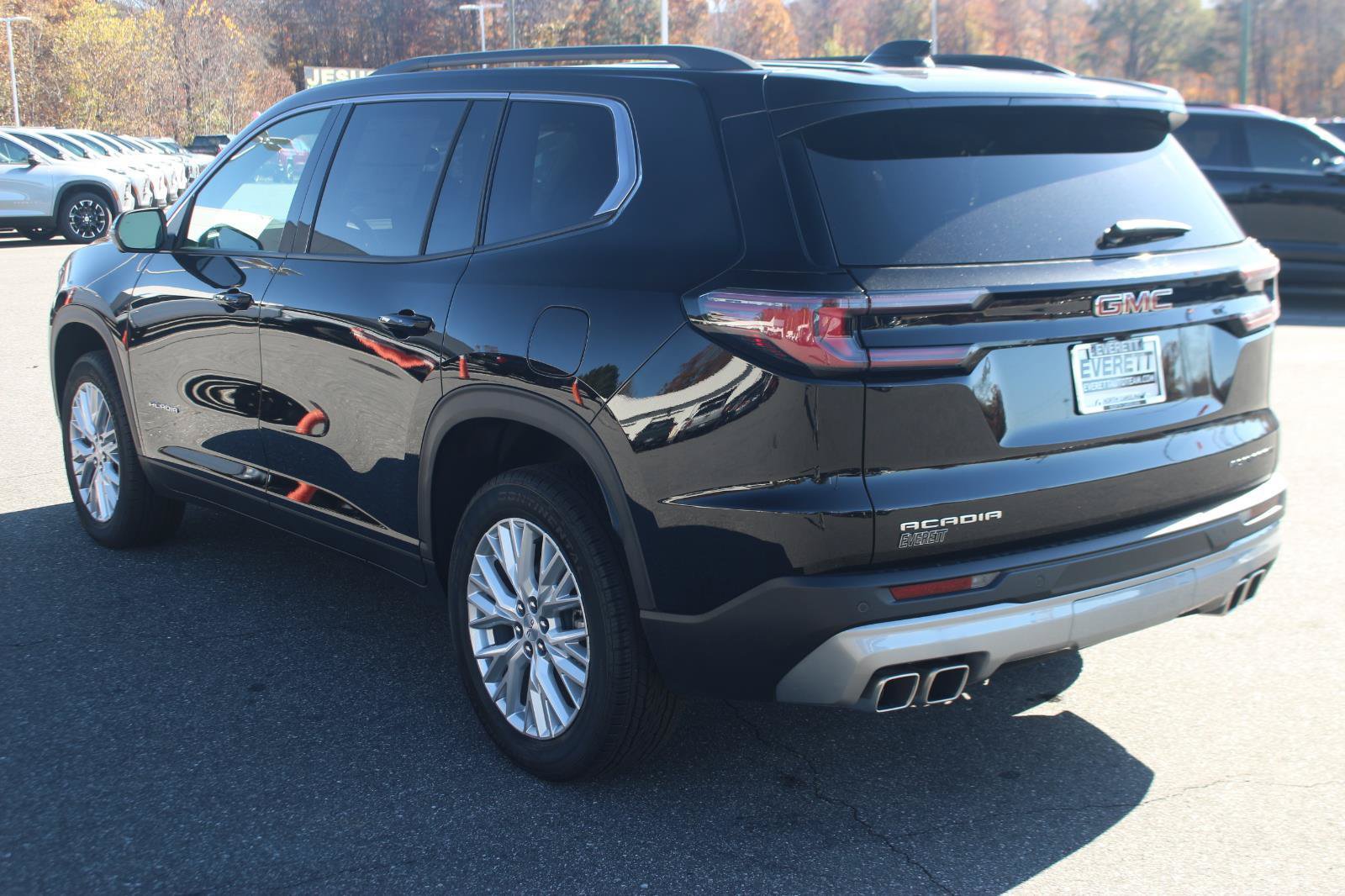 New 2025 GMC Acadia Elevation w/ Elevation Premium Package FWD image 5