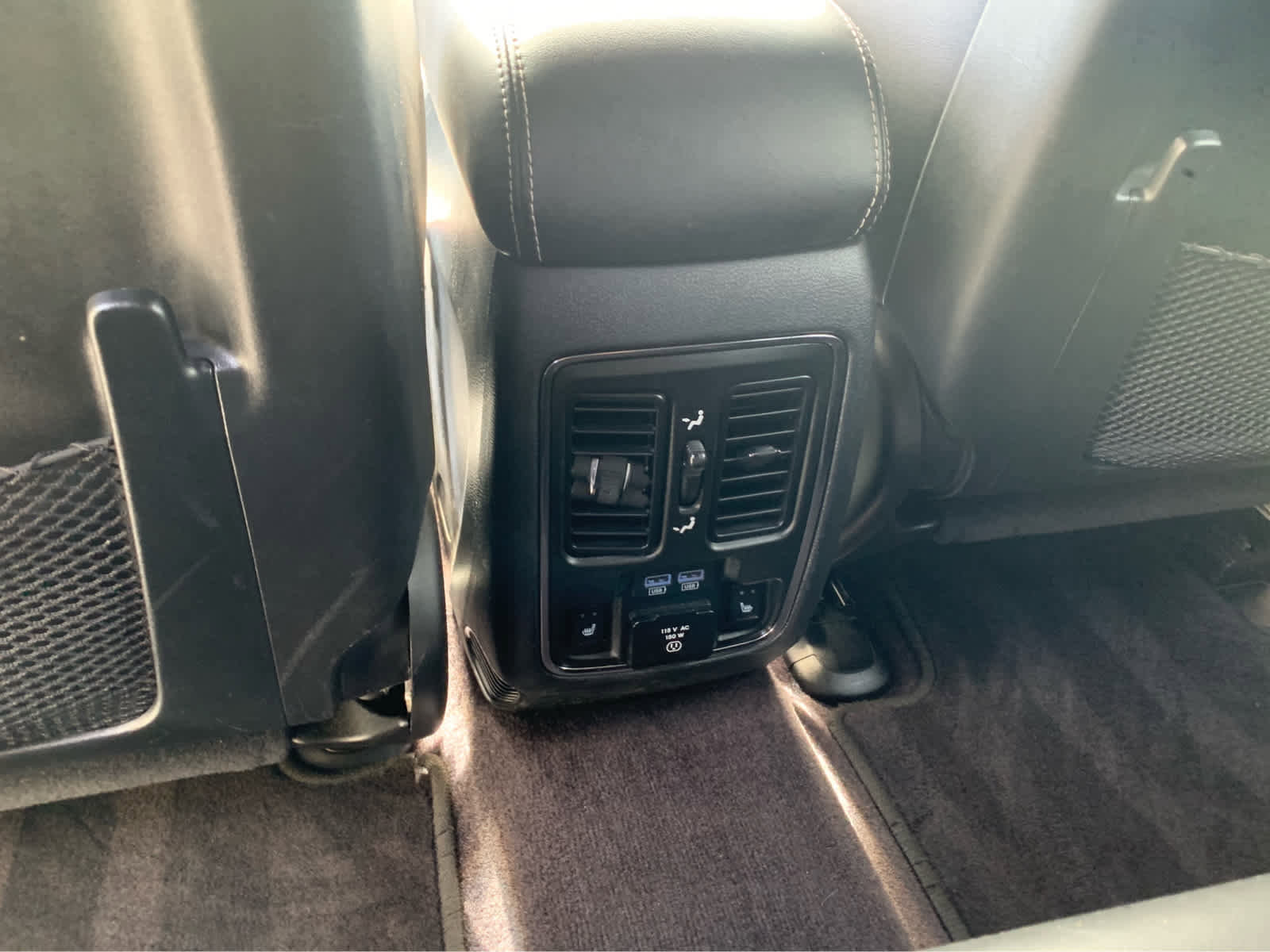 Used 2017 Jeep Grand Cherokee Limited image 25