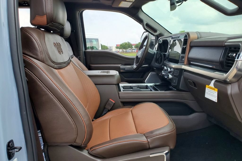 New 2026 Ford F250 King Ranch w/ Chrome Package AWD/4WD image 10