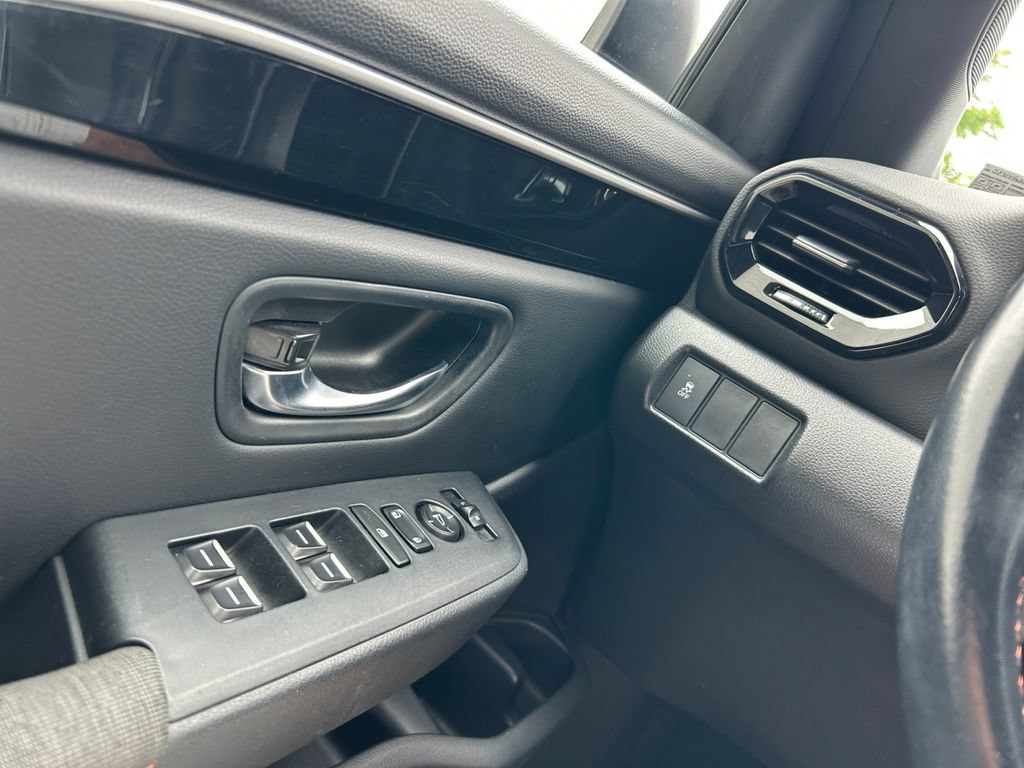 Used 2023 Honda Pilot Sport image 30