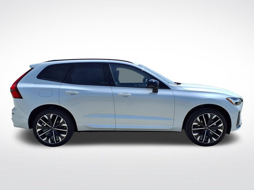 New 2026 Volvo XC60 B5 Ultra w/ Protection Package Premier AWD/4WD image 9
