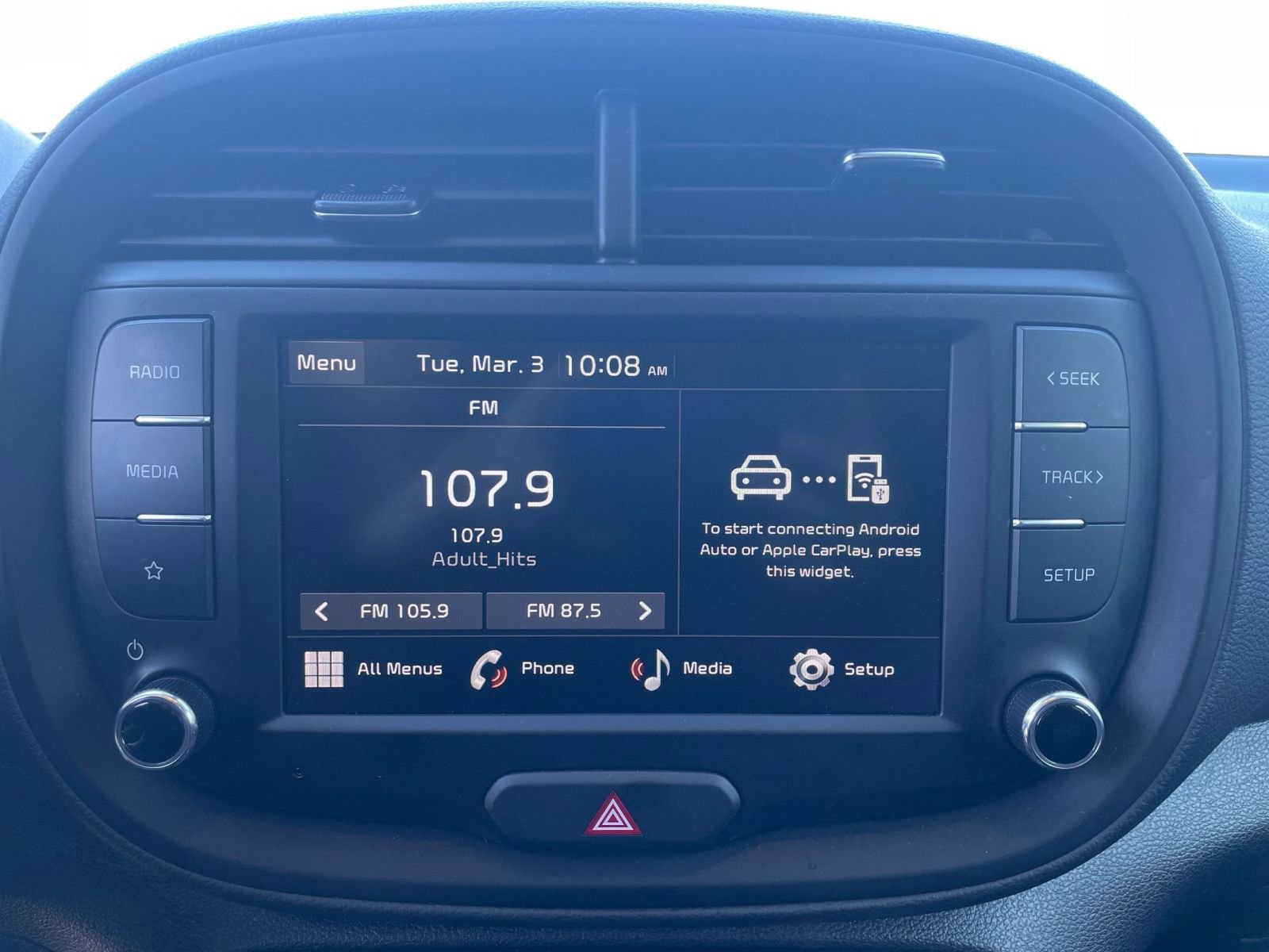 Used 2025 Kia Soul LX w/ LX Technology Package FWD image 20