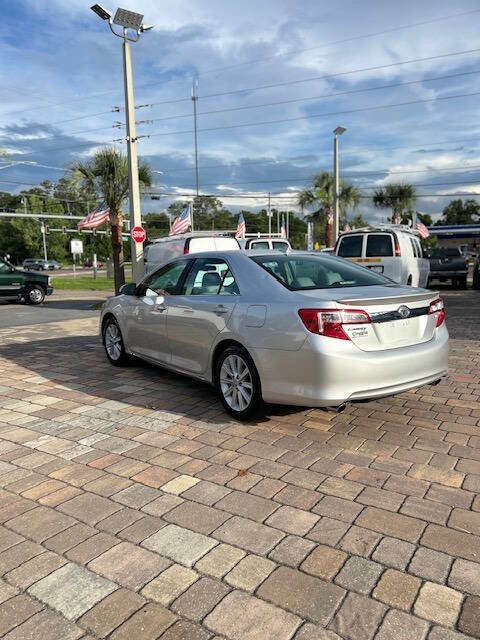 Used 2012 Toyota Camry XLE FWD image 7