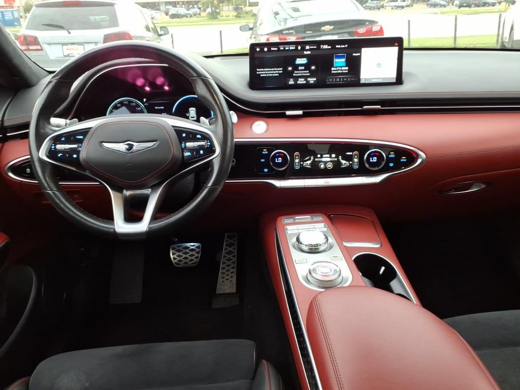 Used 2022 Genesis GV70 3.5T Sport w/ Sport Prestige Package AWD/4WD image 13