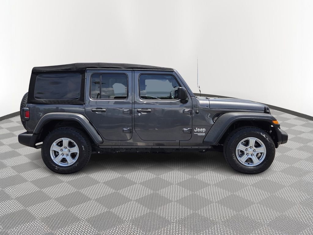 Used 2018 Jeep Wrangler Unlimited Sport S AWD/4WD image 7