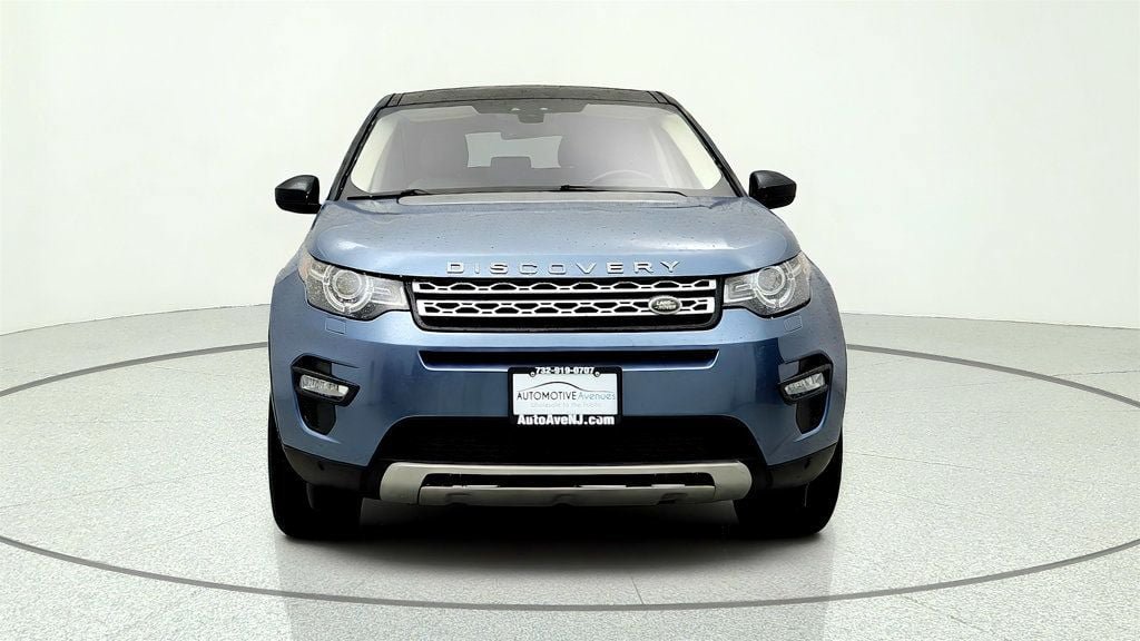 Used 2018 Land Rover Discovery Sport HSE AWD/4WD image 2