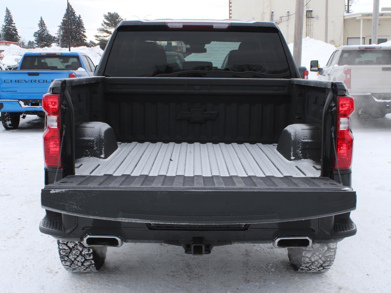 Used 2023 Chevrolet Silverado 1500 Custom Trail Boss image 7