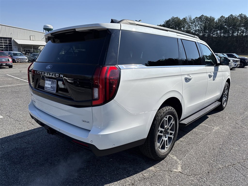 Used 2025 Ford Expedition Max Active image 7