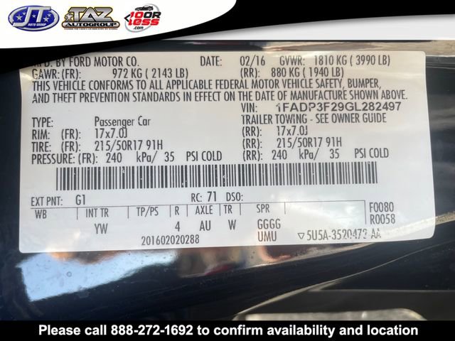 Used 2016 Ford Focus SE w/ SE Sport Package FWD image 18