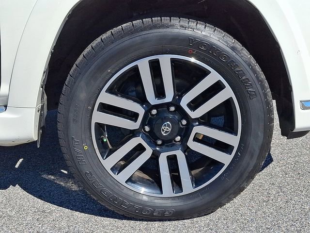 Used 2022 Toyota 4Runner Limited image 12