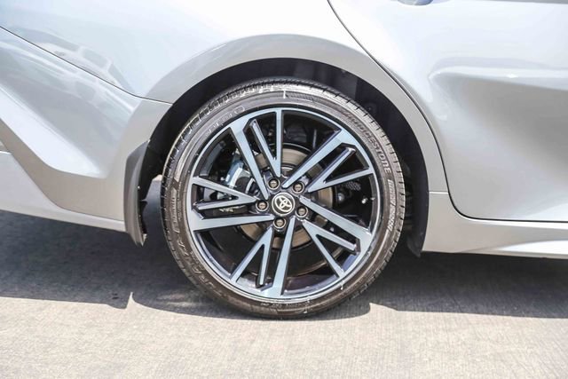 Used 2026 Toyota Camry XSE image 9