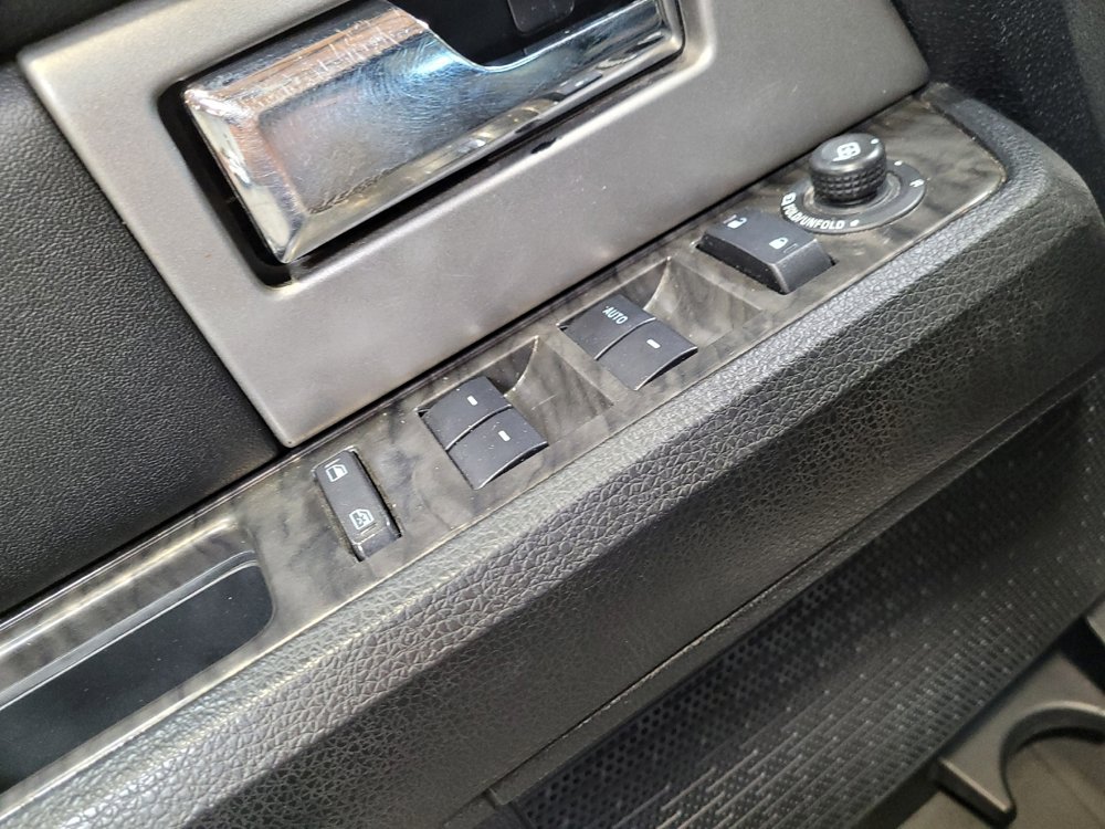 Used 2016 Ford Expedition Limited RWD image 27