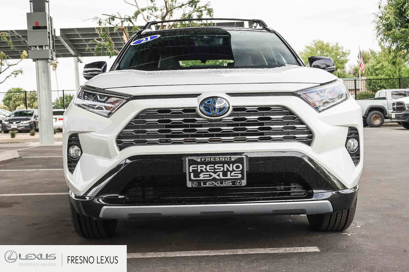 Used 2021 Toyota RAV4 XSE w/ XSE Grade Weather Package AWD/4WD image 2