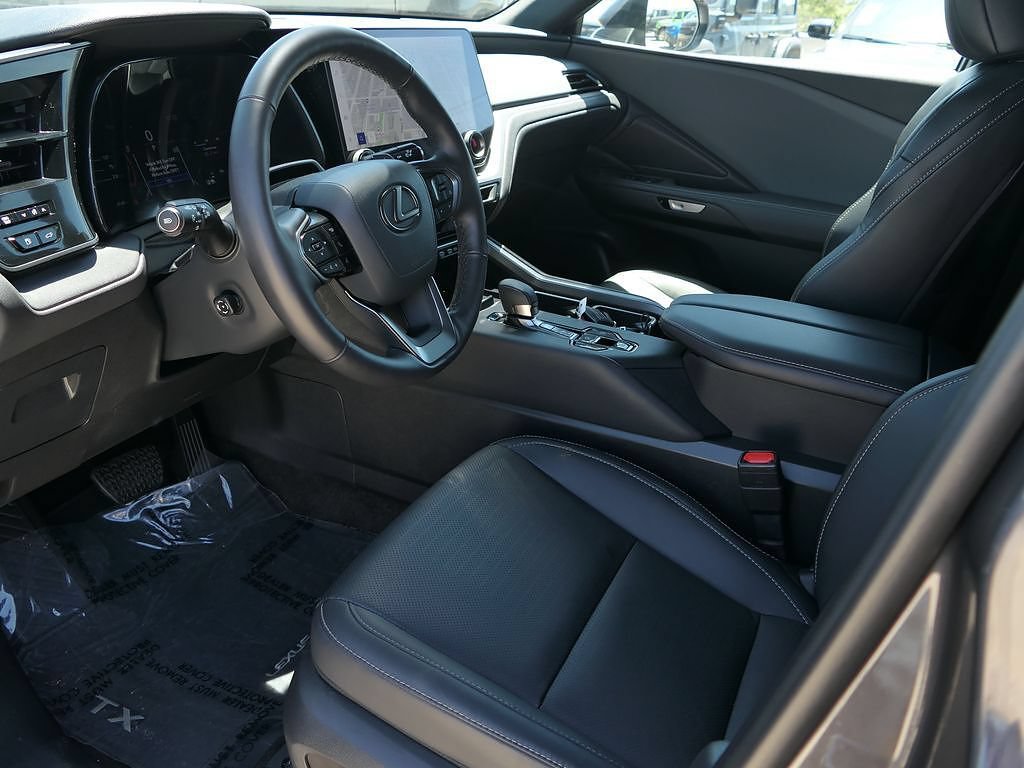 Used 2026 Lexus TX 350 FWD w/ Convenience Package image 10