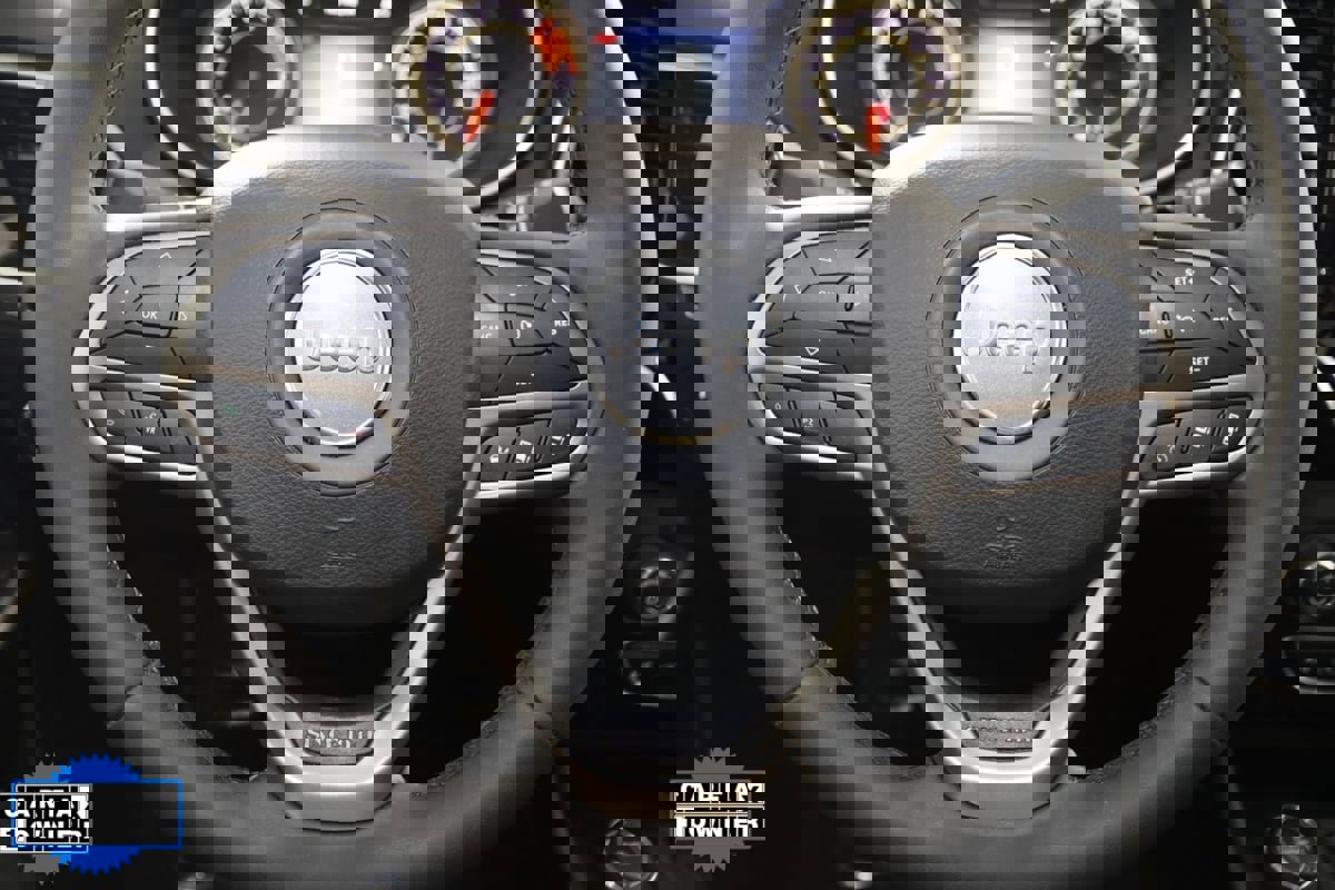 Used 2022 Jeep Cherokee Limited image 37