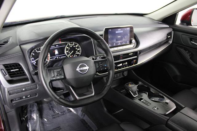 Certified 2025 Nissan Rogue SV w/ SV Premium Package FWD image 19