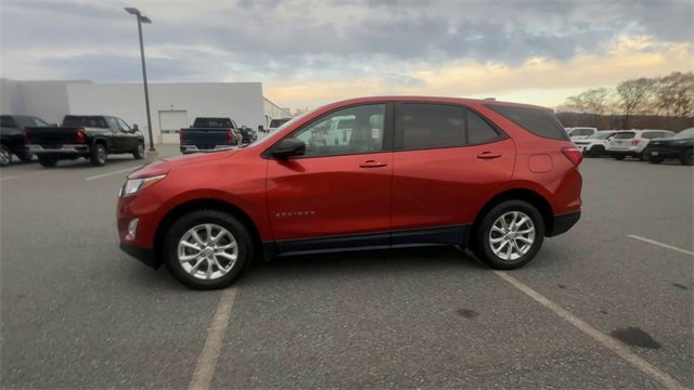 Used 2020 Chevrolet Equinox LS w/ LS Convenience Package image 5
